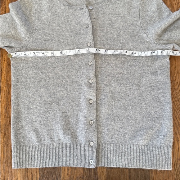 ⛄️ Alex Marie light gray cashmere cardigan. Size S. - Picture 4 of 6